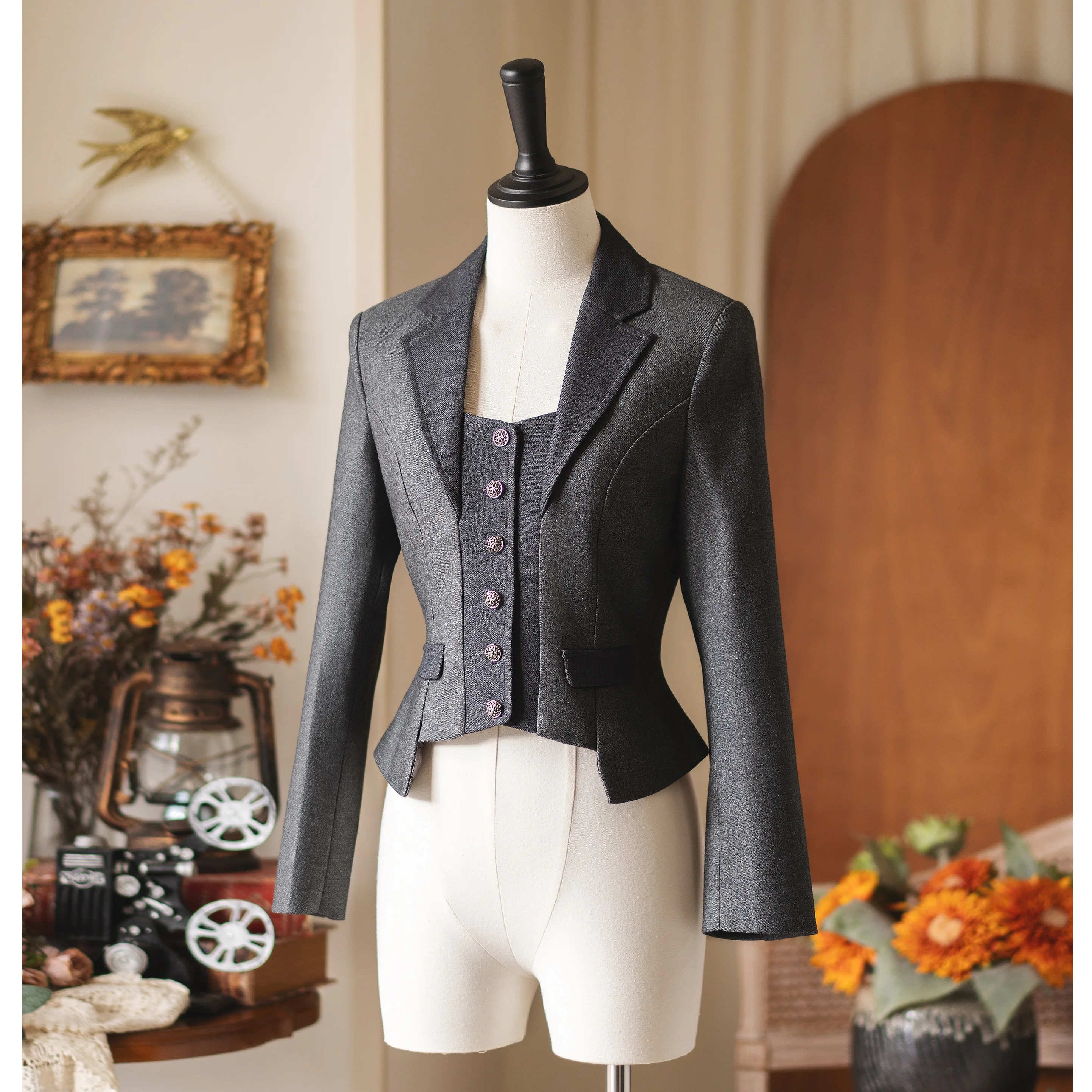 الأصلي الفرنسية الأنيقة الكلاسيكية طويلة الأكمام واحدة الصدر سليم صالح تنوعا الرجعية لوليتا السترة المرأة الخريف سترة قصيرة