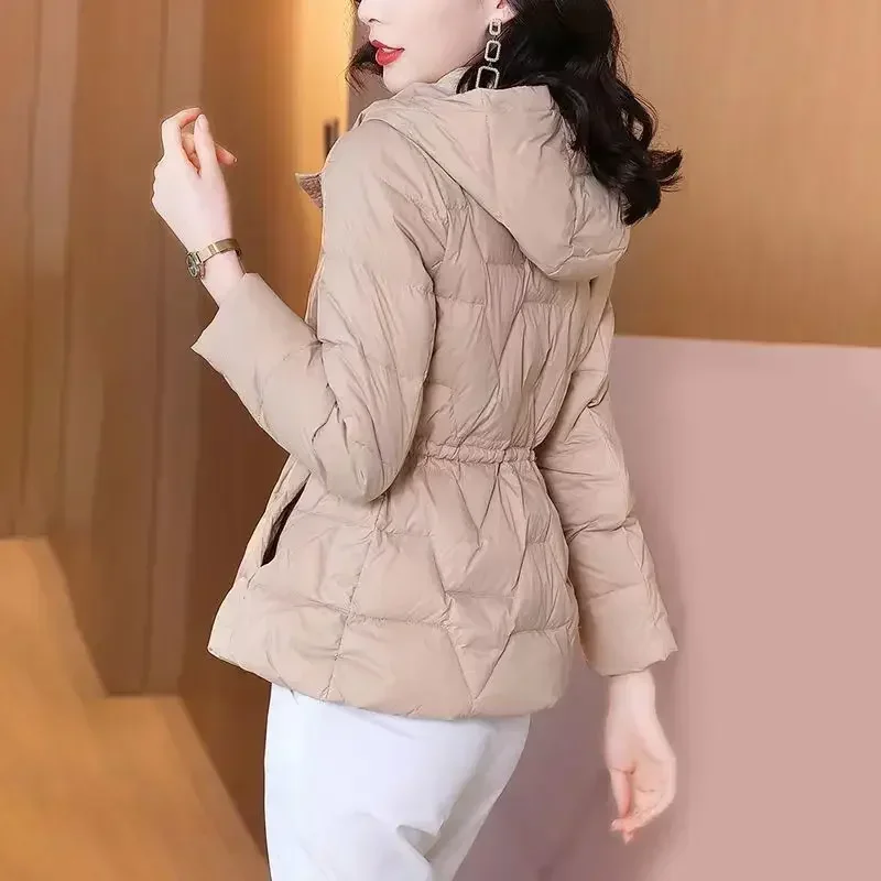 เบาะสั้นผู้หญิงผ้าฝ้ายเสื้อ SLIM FIT Demi-Season Lined Lady Parka ราคาถูกอ่อนเยาว์ Great 2025 แนวโน้มร้อน Quilted JACKET