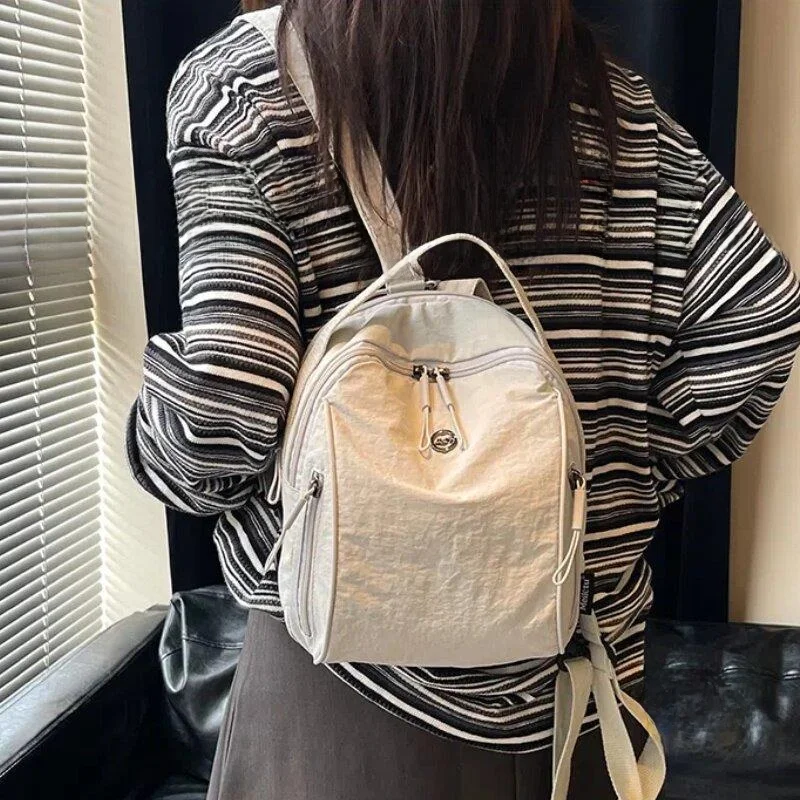 Multi-Functional Large Capacity Lightweight Commuter Bag Fashionable Minimalist Crossbody Chest Bag for Men And Women