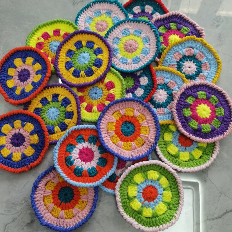 Two Girls DIY Hand Crochet Doilies Round Coaster Table Decor Doily Placemat Bags Clothing Decoration Accessories 11cm 20pcs/lot