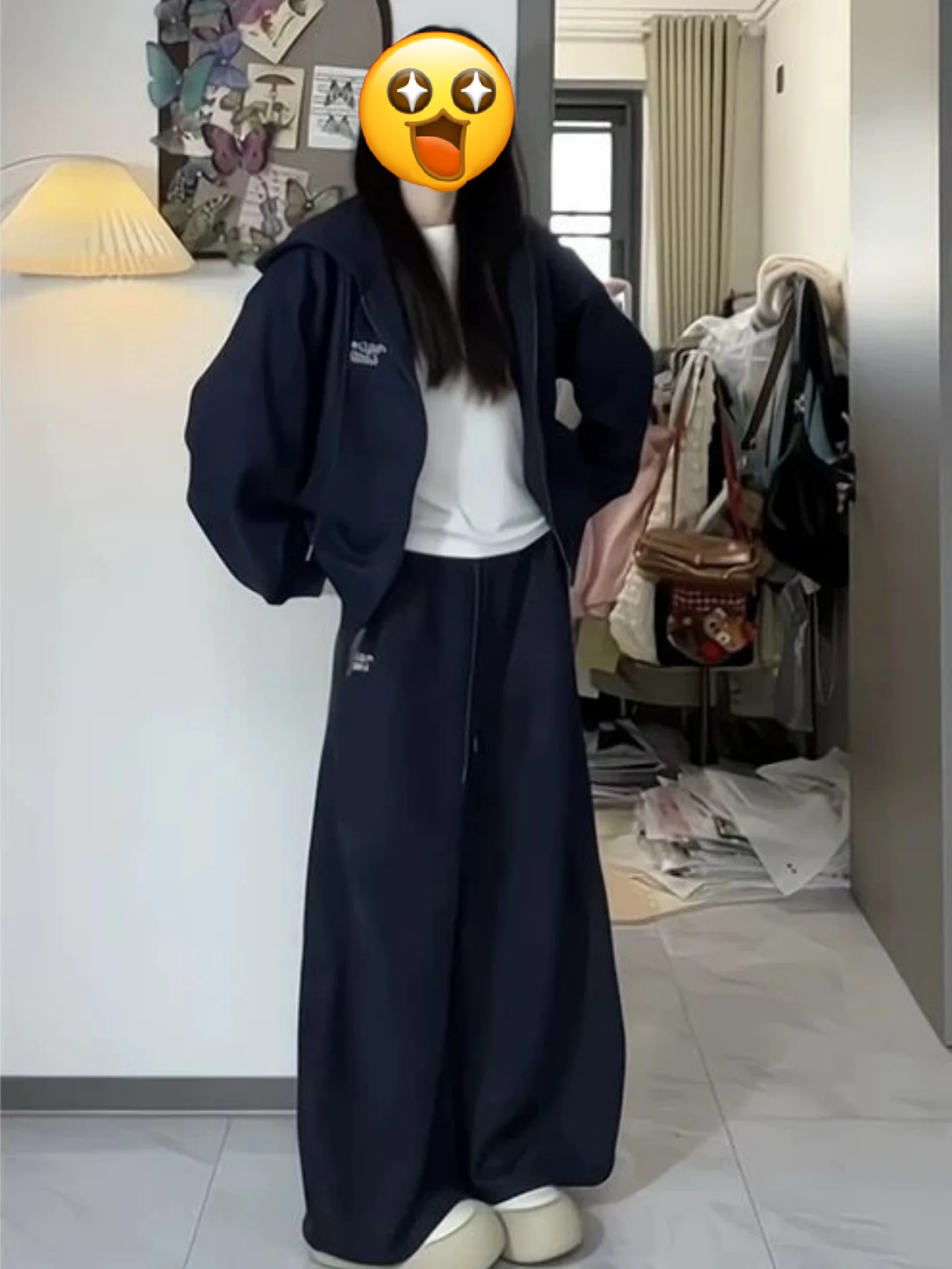 Retro Sportswear Suit for Female Students, Loose and Slimming, Fashionable Hooded Sweatshirt, Casual Two-Piece Set, Running Trend, Winter Fleece-Lined and Thickened