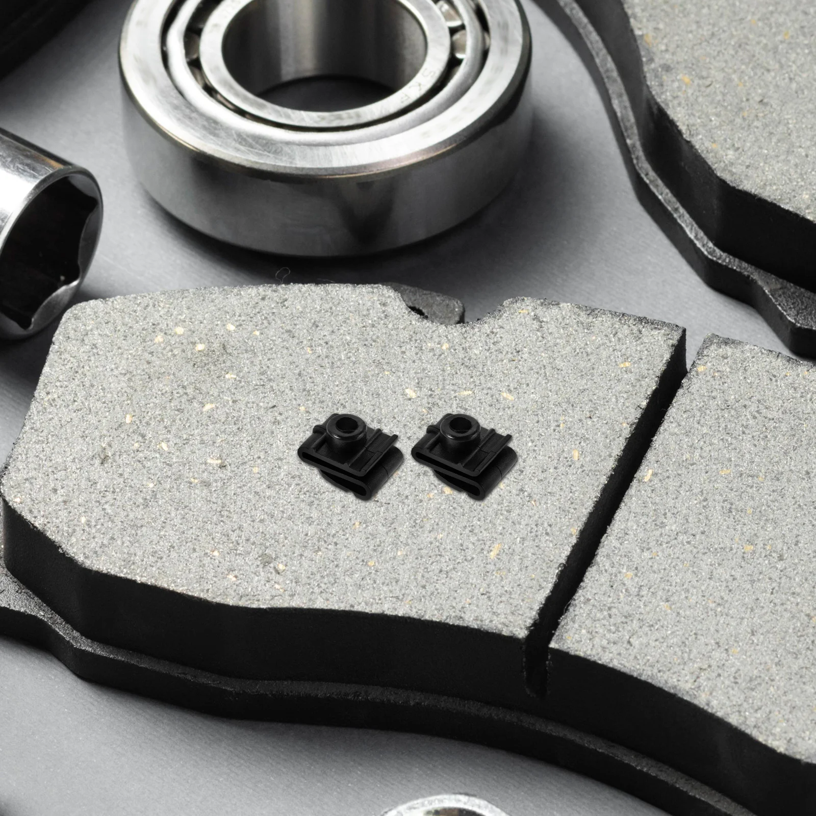 

20Pcs Reliable Car Body Clips U Shaped Nuts for Underbody Panels Splash Antiloosening Design Bumper Clip