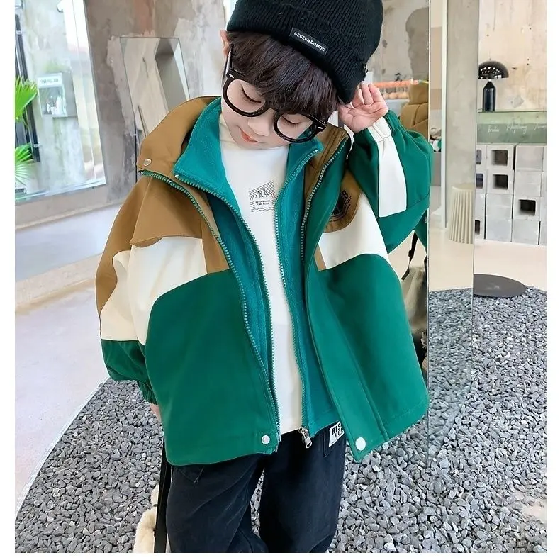 

Children's Clothing Boy's Jacket 2022 Autumn and Winter New Fashion Trendy Three-in-One Polar Fleece Windproof Spring and Coat