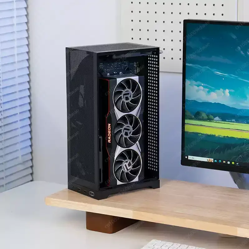 

L300 Vertical Portable ITX Small Chassis Type-C Interface Super Mini Desktop Empty Chassis (Including Cables)