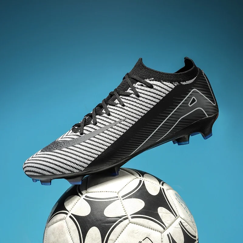 

Men Professional Ultralight Football Boots Wholesale Women Soccer Shoes Unisex Training Breathable Drop Shipping Indoor Futsal