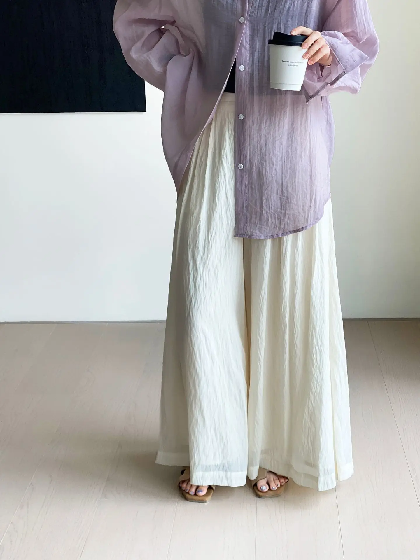 Pantalon UMI MAO avec un tempérament frais, jupe froissée texturée, grands pantalons pour femmes, jambes avec une sensation fluide