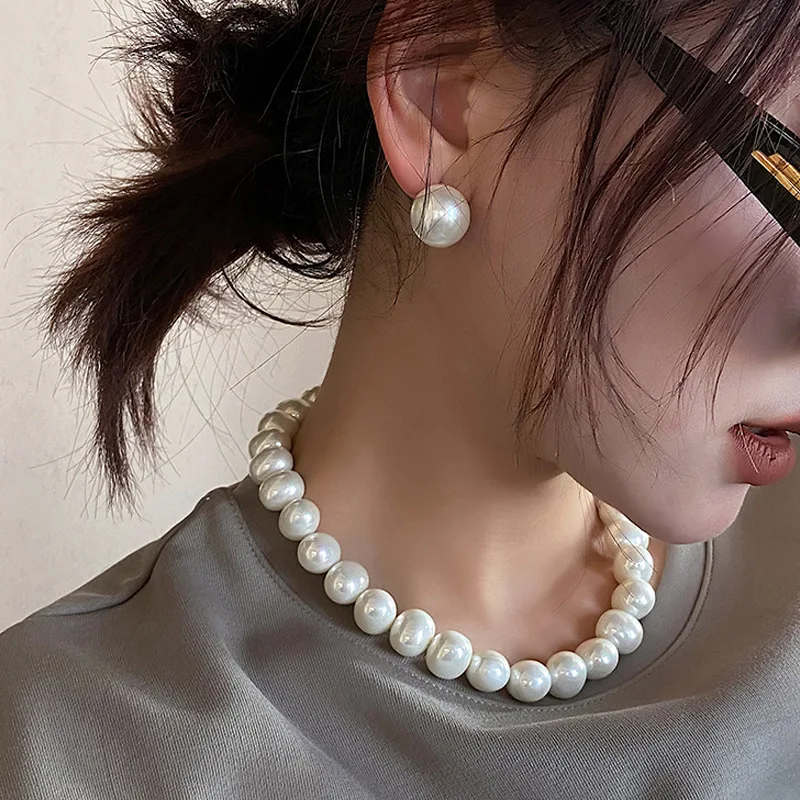 2022 New Fashion French Pearl Choker Necklace Design Chain Pendant for Women Jewelry Girl Gift