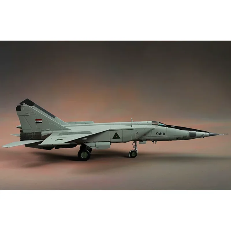 

Модель истребителя МиГ-25 (МиГ25) ВВС Ирака, масштаб 1/72, из сплава, коллекционная, декоративная.