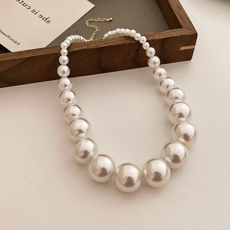 Vintage Gradient Size Pearl Necklace for Women New Design Temperament Collarbone Chain Fashion Necklace Women\'s Jewelry