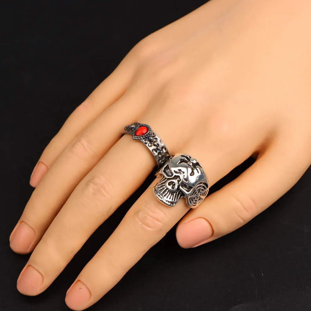 20/30/50 قطعة/الوحدة جديد خمر شخصية الموضة الشرير الجمجمة خواتم للنساء الرجال مزيج نمط الهيب هوب مجوهرات اكسسوارات هدايا الحفلات