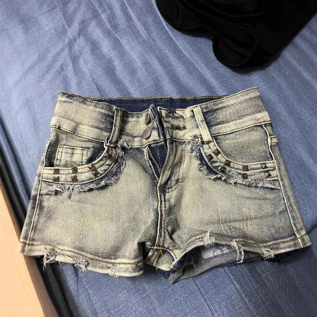 American slim fit denim shorts women's high waisted super shorts summer slim fit fashion INS style sexy super shorts