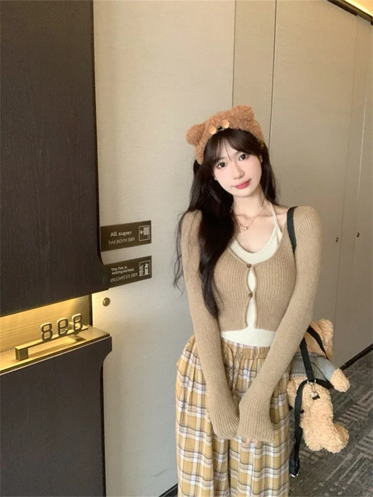 

Шикарный корейский женский комплект, жилет и свитер цвета хаки, верхняя одежда, модные брюки на пуговицах, длинные свечи V Ne ort, осенняя одежда