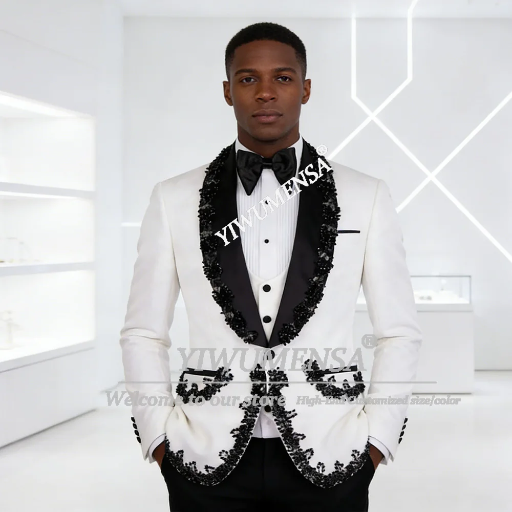 

Luxury Pearls Beaded Suits Men Slim Fit Shawl Lapel Prom Blazers Customized 3 Piece Groom Tuxedos Male Social Gatherings Attire