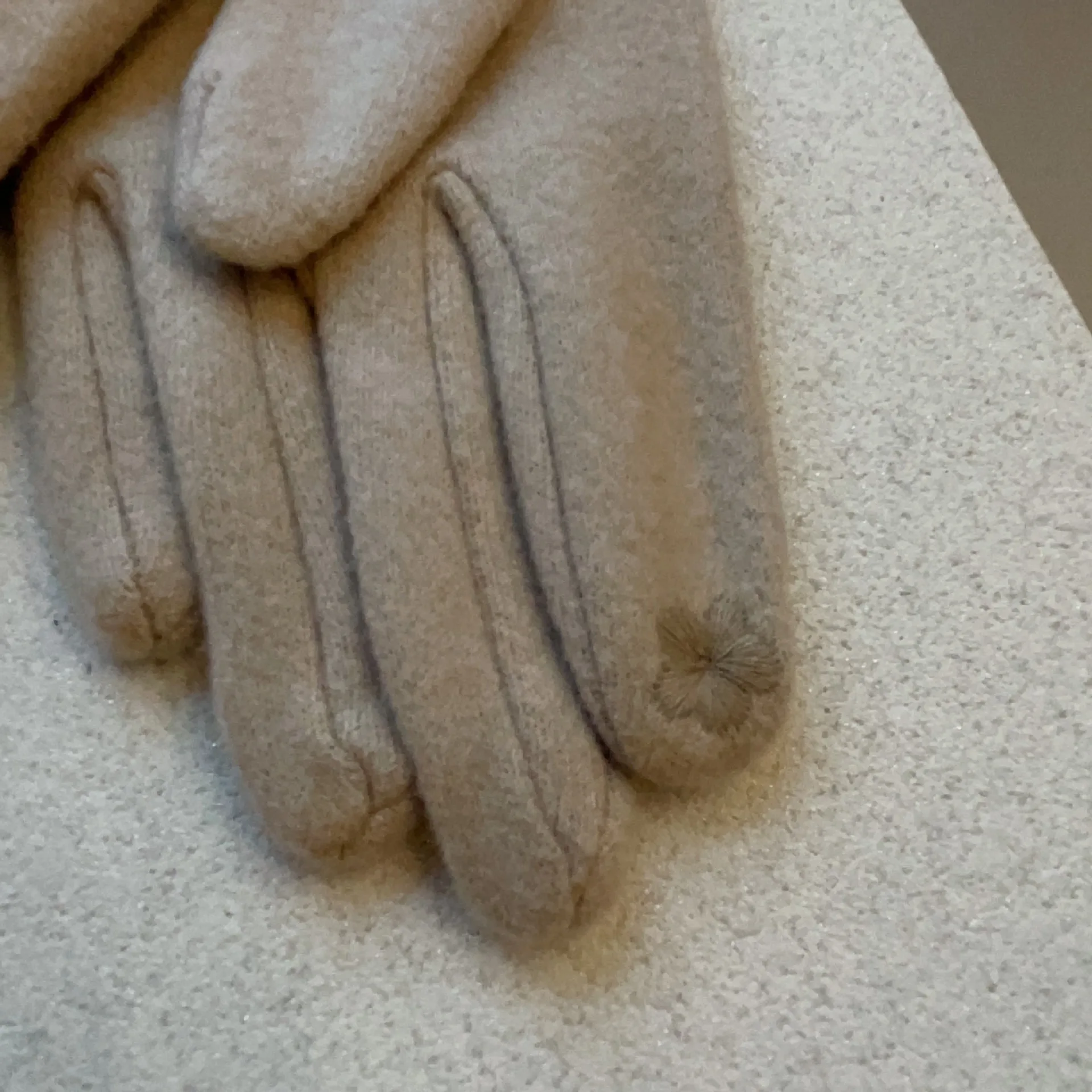Ladies' De Rong Pearl Little Fragrant Wind Gloves with Thick Velvet Warm Touch Screen Korean Version Riding Gloves