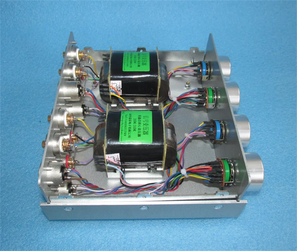 

Amorphous 10K:10K Single-ended Balanced Universal Conversion,Three-in Three-out Wide Frequency 20HZ-26KHZ