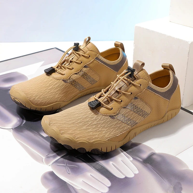 New Men's Wide Barefoot Canvas Sneaker 2025 Fashion Flats Soft Zero Drop Sole Wider Toe Light Weight Fashion Sneakes Large Size