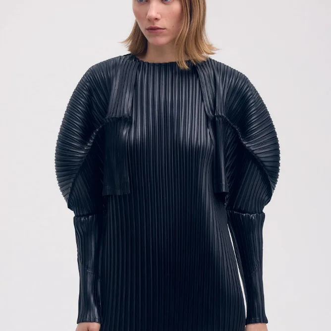 

Плиссированная женская повседневная блузка Miyake с V-образным вырезом и длинными рукавами, модный и простой стиль, идеально подходит для вечеринок, эстетичная одежда