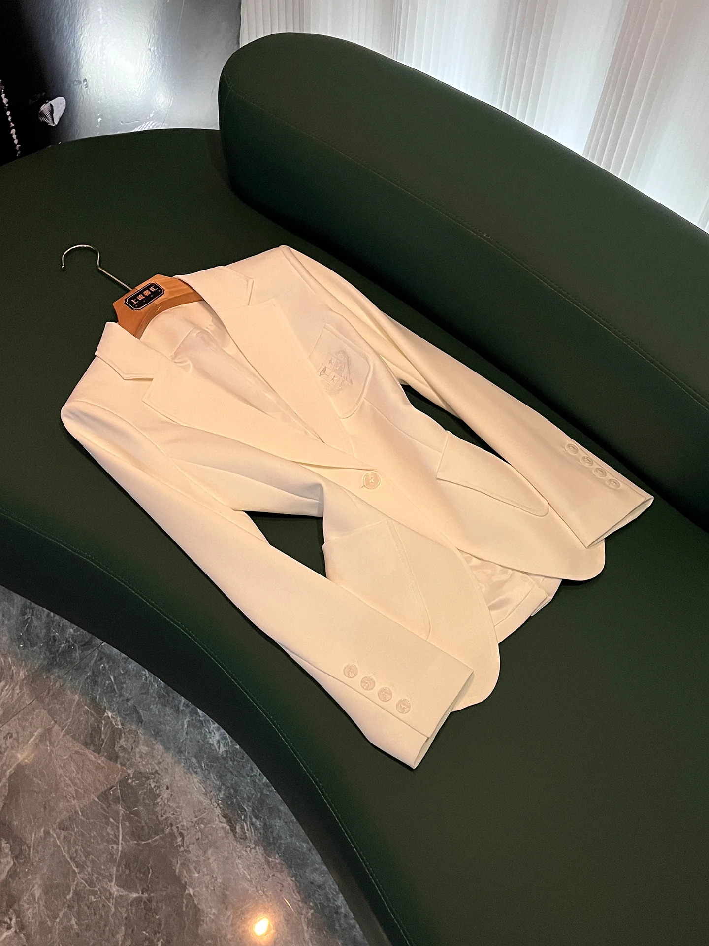 Slim Fit Tailored Design Embroidery Waist Cinched Suit Jacket Versatile Long Sleeve Polyester Fiber Women's Fashion Spring