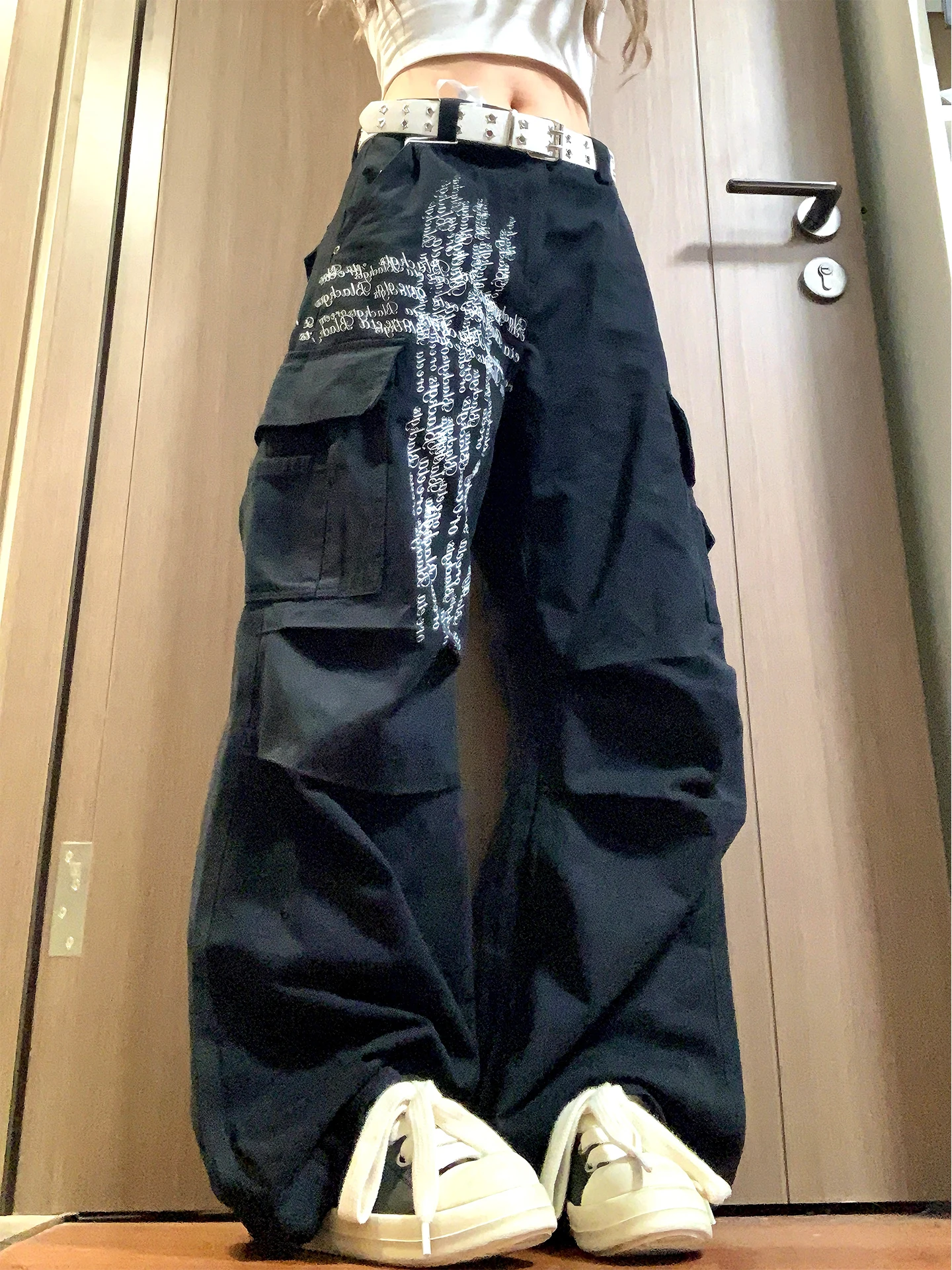 

Брюки Milione American Cross Letter Work Pants: широкие, прямые, свободные, с множеством карманов, длинные, в уличном стиле, повседневные