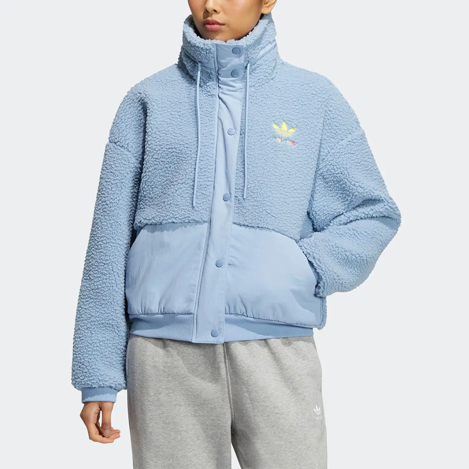 

Оригинальная женская зимняя спортивная куртка Adidas из искусственной овечьей шерсти HY1374