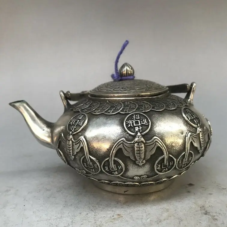 COLLECT EXQUISITE CHINA CARVING BAT TIBET SILVER FLAGON QIANLONG MARK RT