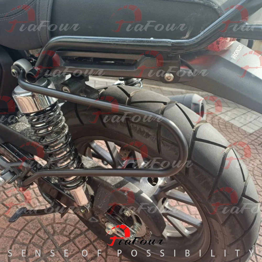Side Trunk Bag Holder For Bonneville T100 Bonneville T120 Thruxton 1200 Speed Twin 1200 Left Right Side Saddle Bag Bracket
