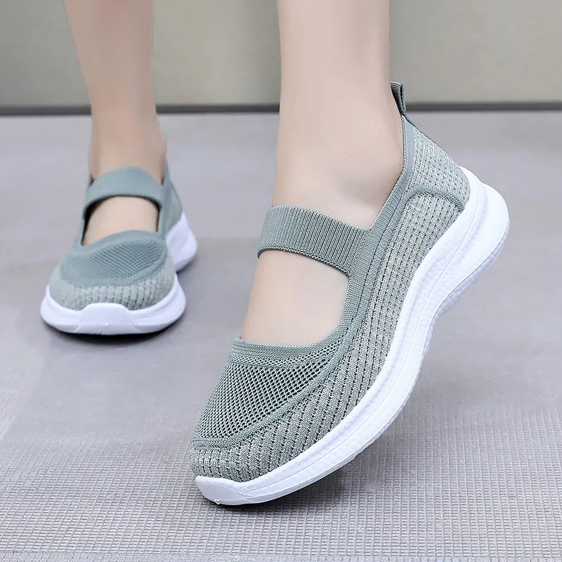 Sepatu wanita musim panas fashion mesh bernapas sepatu kasual berjalan anti-selip tebal bersol sepatu datar Le Fu sepatu