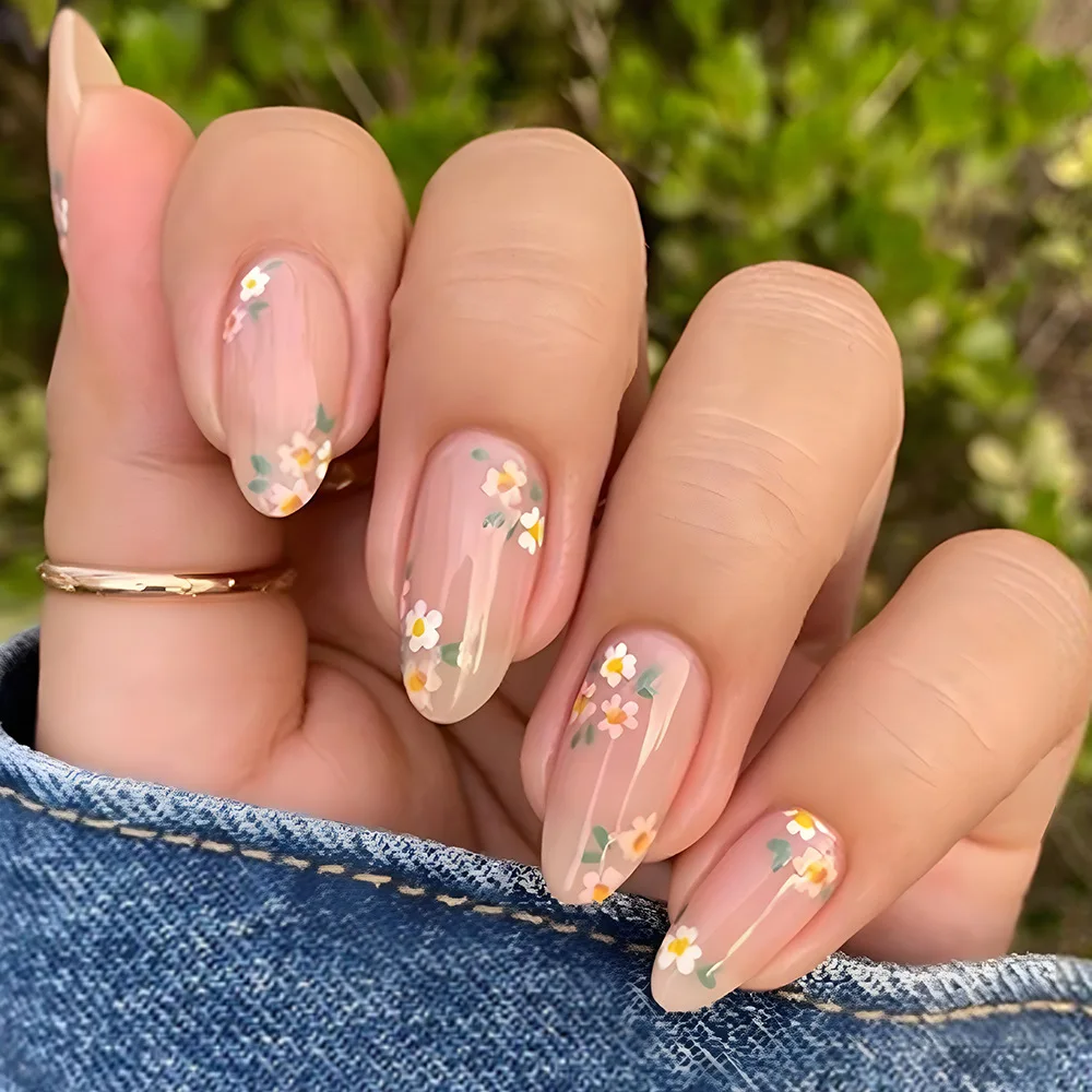 

24Pcs Short Round Head False Nails with Simple Flower Design Press on Fake Nails for Woman Wearable Almond Full Cover Nails Tips