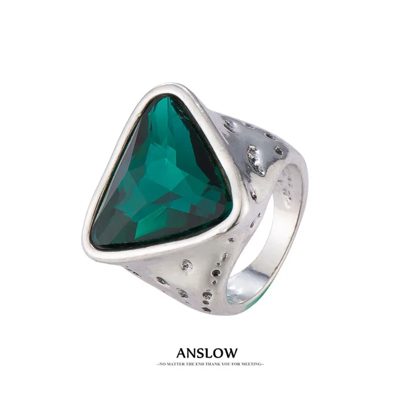 Anslow Brand Wholesale Original Design Triangle Crystal Finger Ring For Elegant Women AR0025LOW
