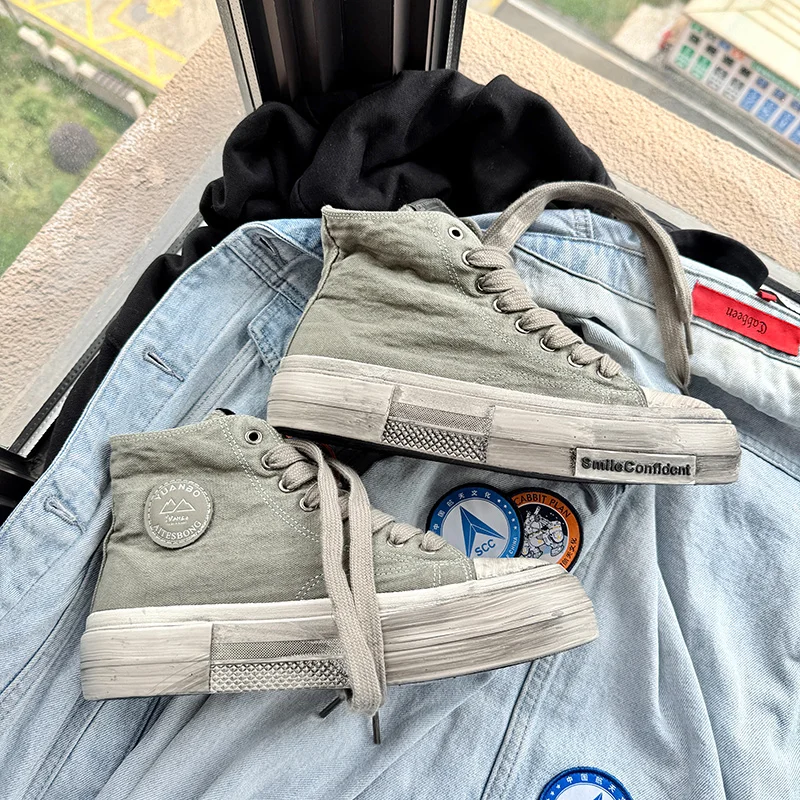 Casual canvas men's shoes Trendy and versatile designer styles Fashion Party Personalized shoes for young people Thick soled view 5