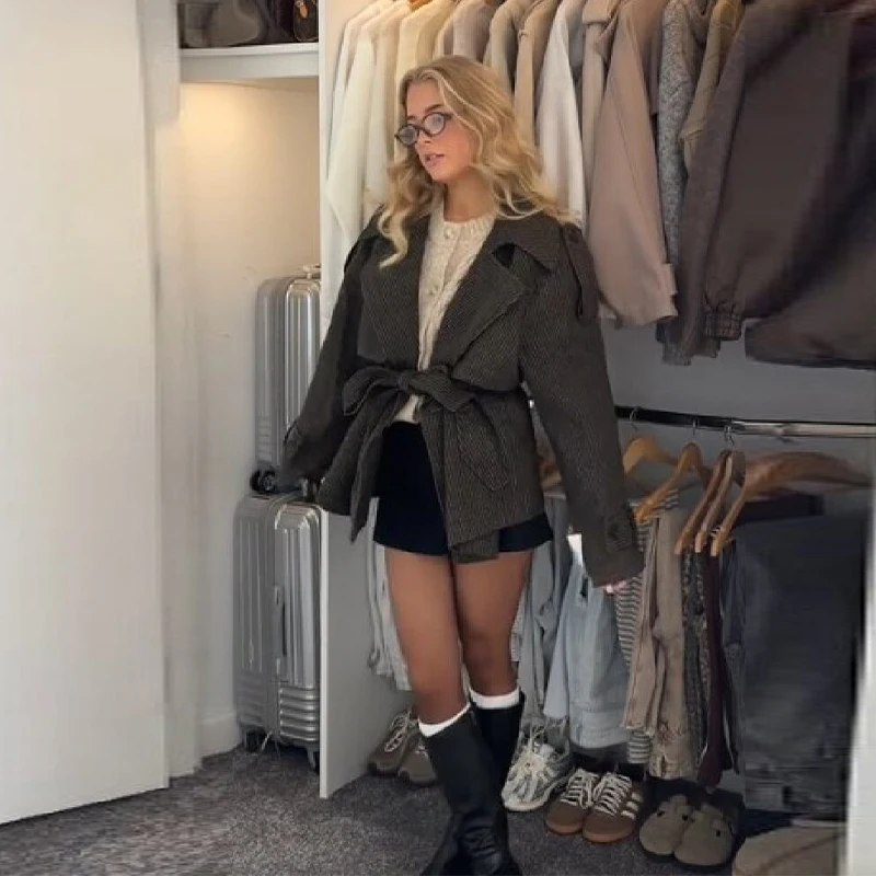 

Женская мини-клетчатая куртка на шнуровке с регулируемым поясом, зимнее пальто, пригородное пальто для свиданий, 2025 г., новая женская повседневная одежда