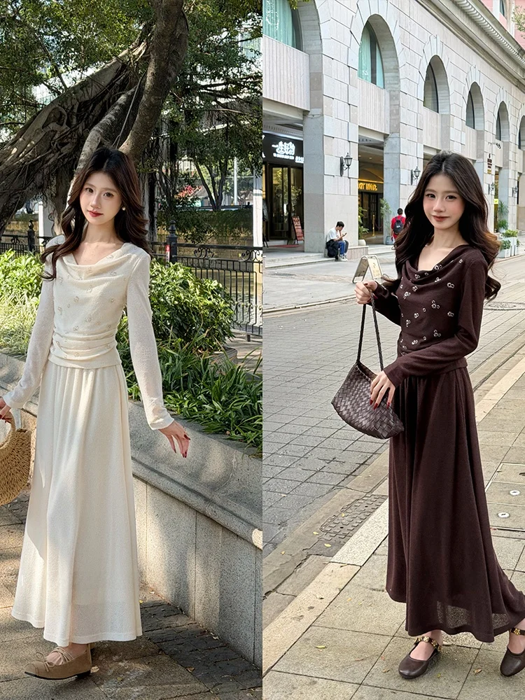 

Комплект из двух предметов: юбка с высокой талией и облегающий топ из коллекции Hokkaido Love, женская модная одежда для осени и зимы.