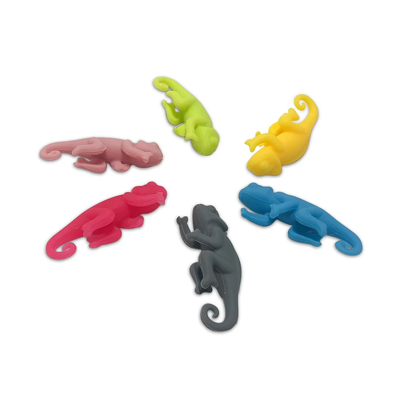 6Pcs/Set Wine Glass Marker Wine Charms Glasses Identifier Marker Cups Glasses Markers Silicone Glass Tongue Shape Glasses Tag
