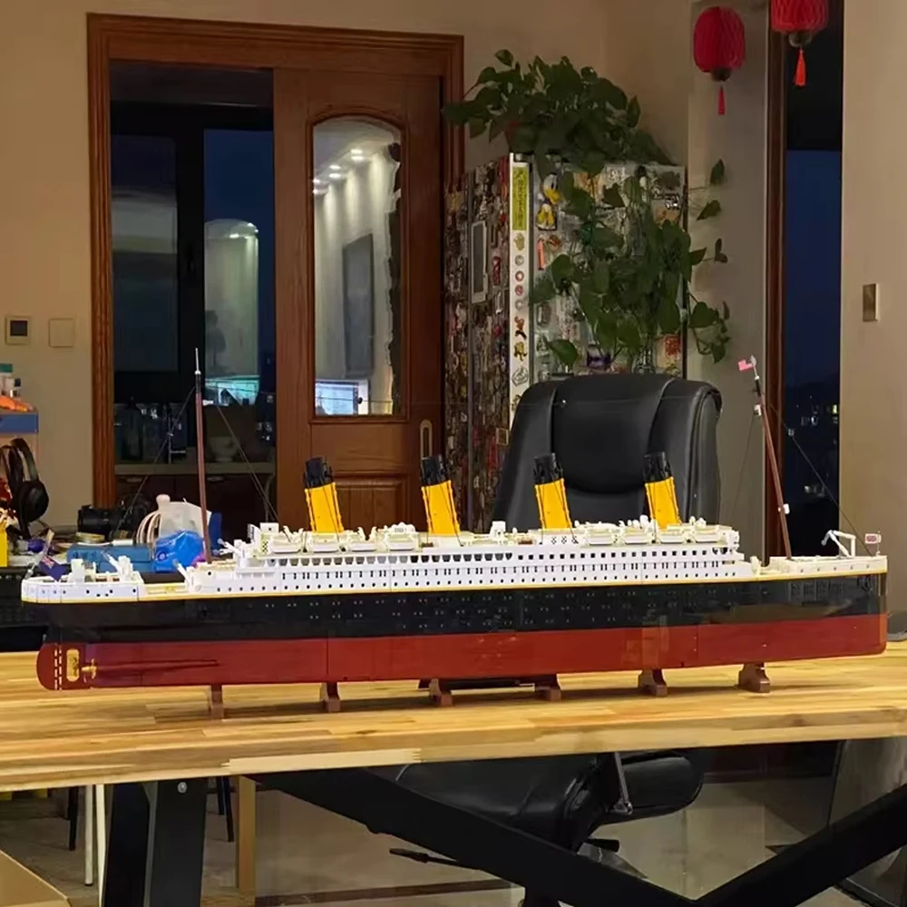 Classic Luxury Gian… - image