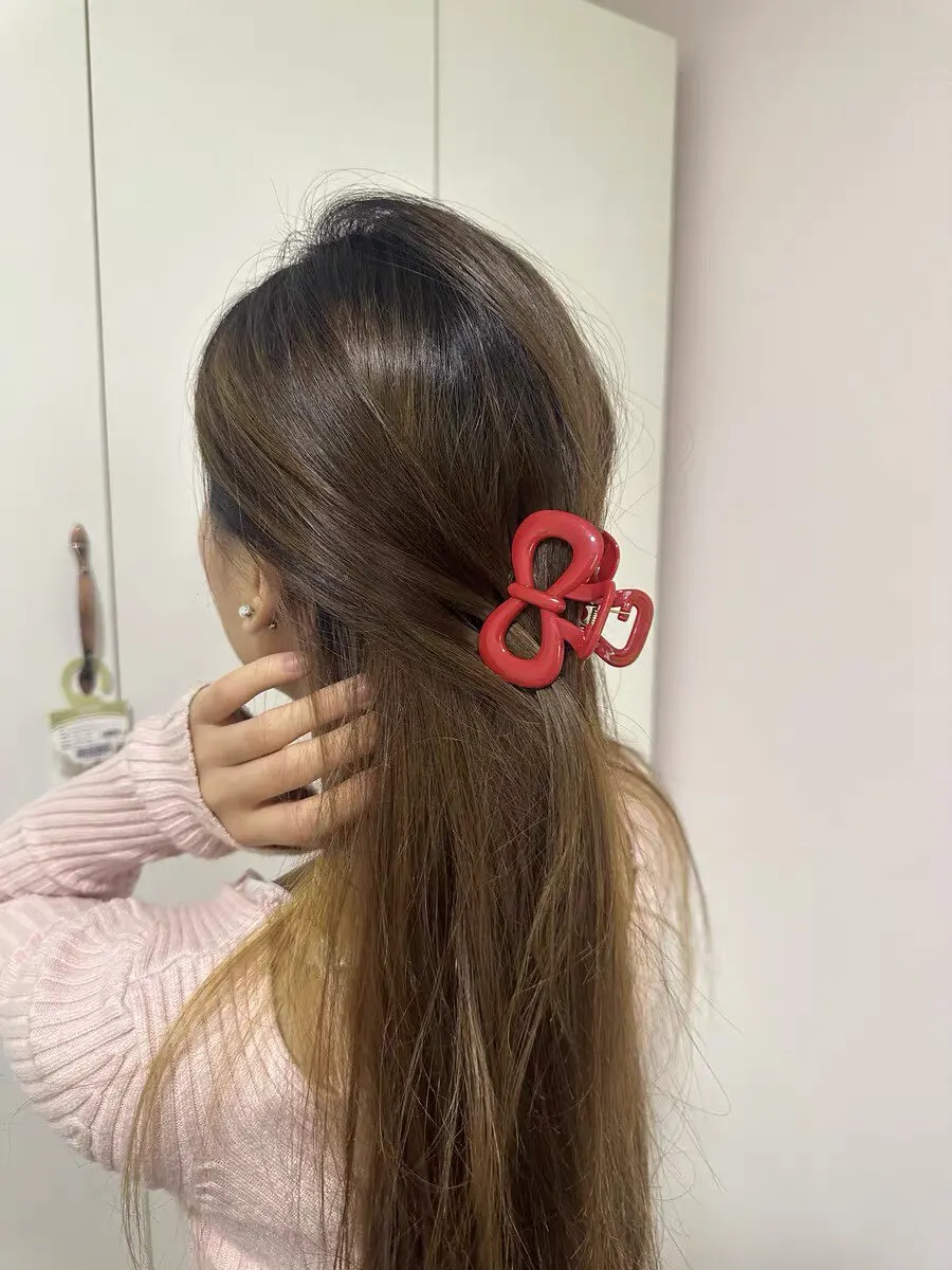 

Pastoral Style Vintage Red Polka Dot Ribbon Bow Shark Hair Claw Elegant Crab Barrettes Fashion Hair Accessories Gift for Women