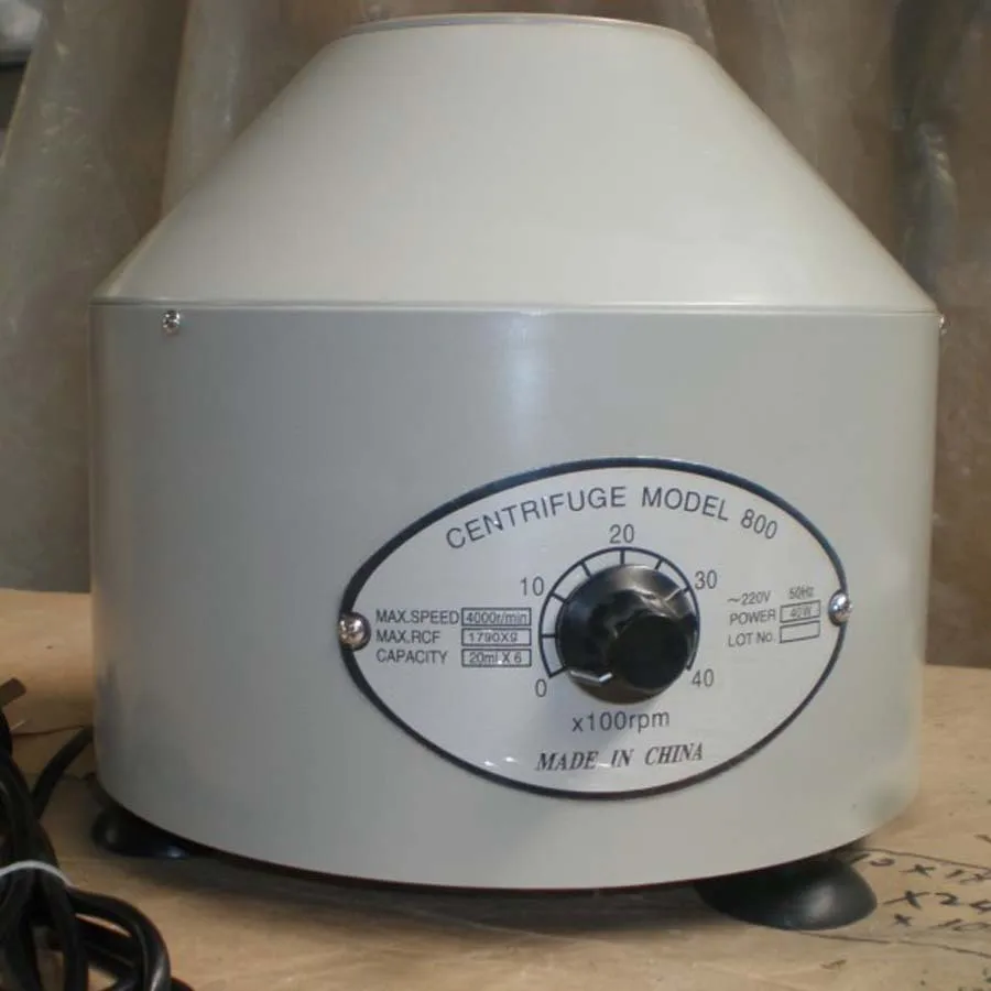 Electric Low Speed Desktop Electric Medical Lab Centrifuge Laboratory Centrifuge 4000rpm/min 6 x 20ml