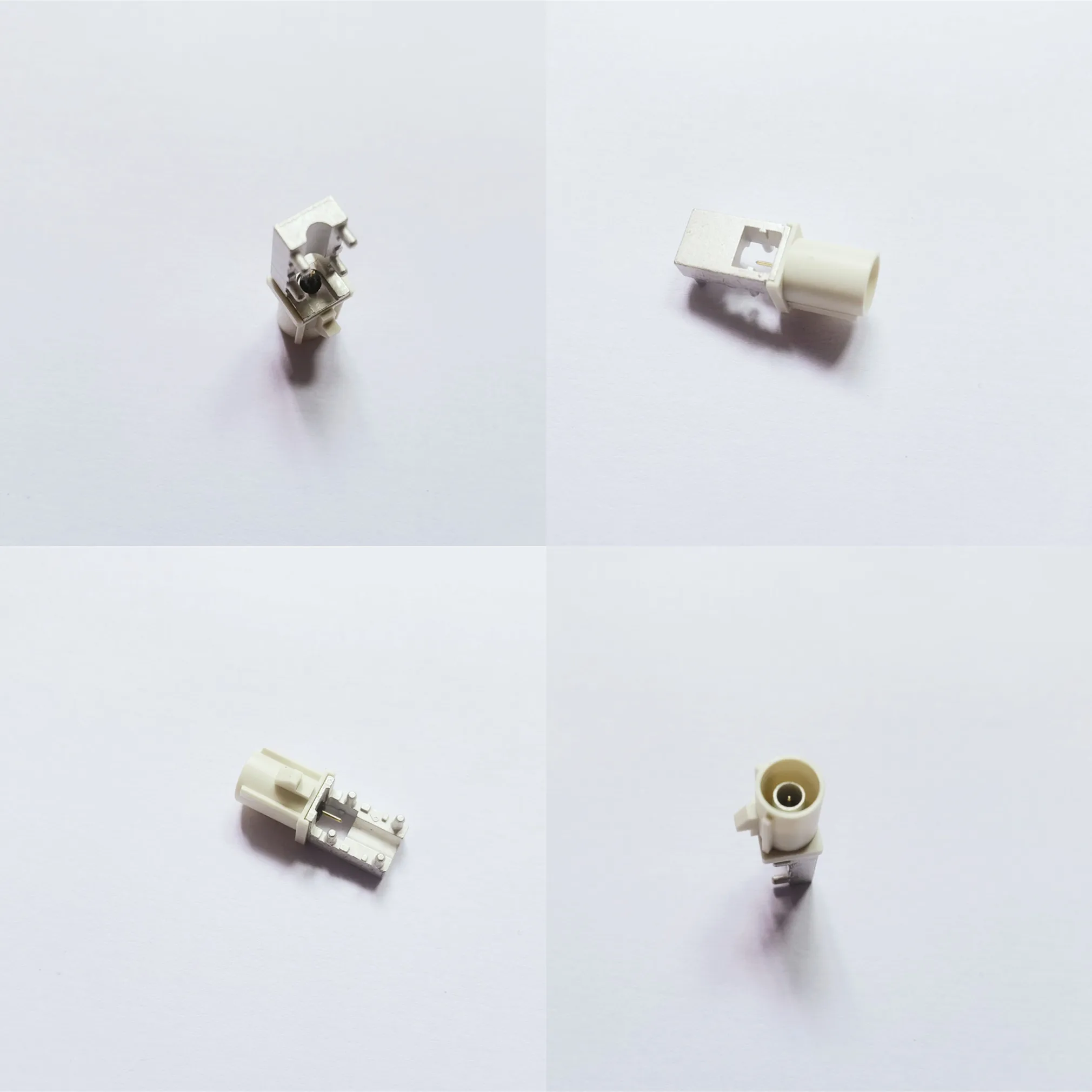 

Original new 100% FAKRA-B white car radio board end RF wire harness connector 59S2UQ-40MT5-B