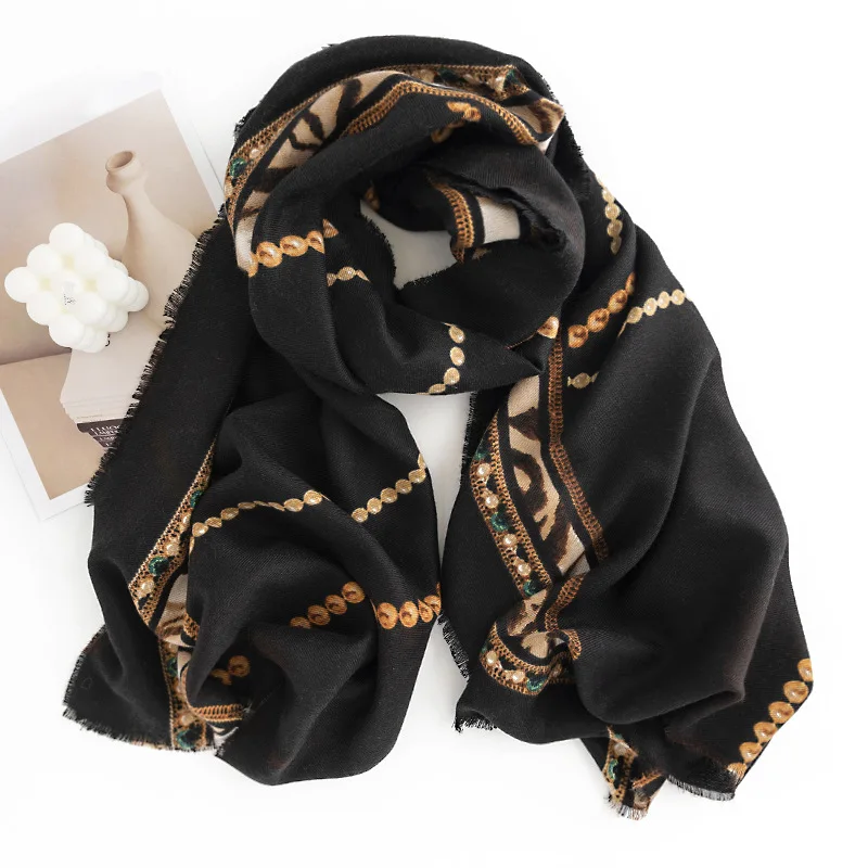 

Winter Outdoor Women's Striped Printed Scarf, European and American Street Style Imitation Cashmere Fashionable Warm Shawl