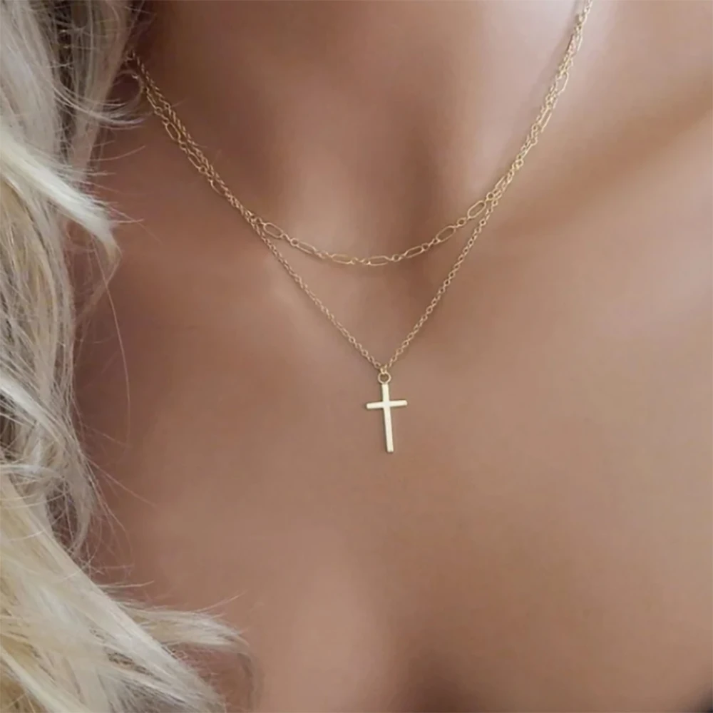 قلادة متقاطعة معدنية من الفولاذ المقاوم للصدأ مخصصة هي هدية مجوهرات بسيطة وأنيقة للرجال والنساء للارتداء اليومي #2