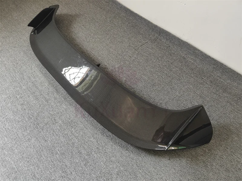 Factory direct sales of high-quality PK style dry carbon fiber rear spoiler for Ferrari F8 Spider body kit