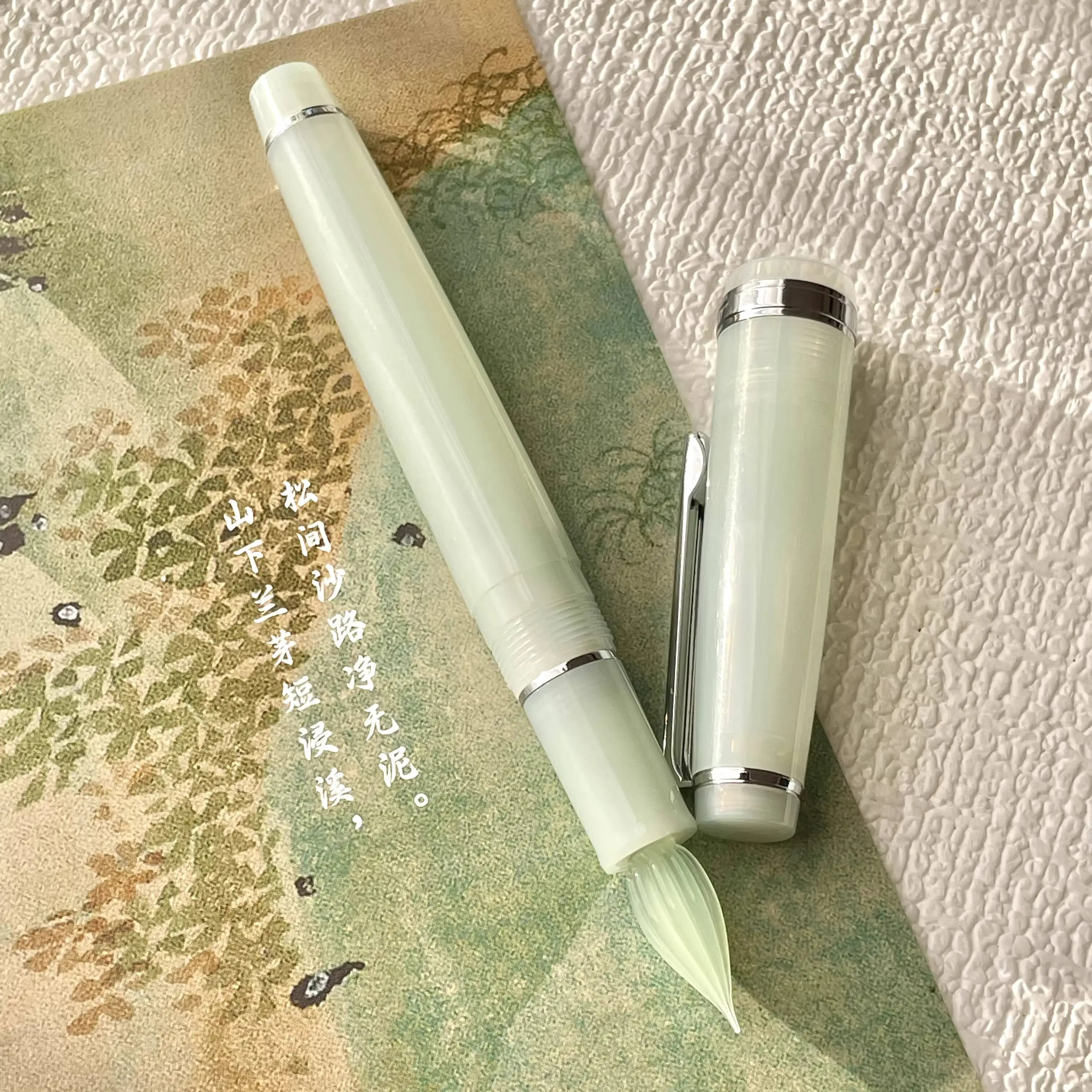 

Jinhao 82 Limited Edition Grayish White Jade Color Glass Dip Pen Hand Polished Smoothly Writing Nib
