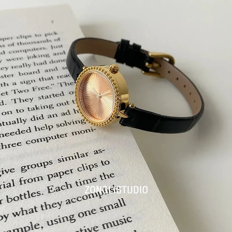 빈티지 Koperen Gouden Wijzerplaat Dame Armband Kerst Echt Lederen Luxe Vrouwen Horloge 쿼츠