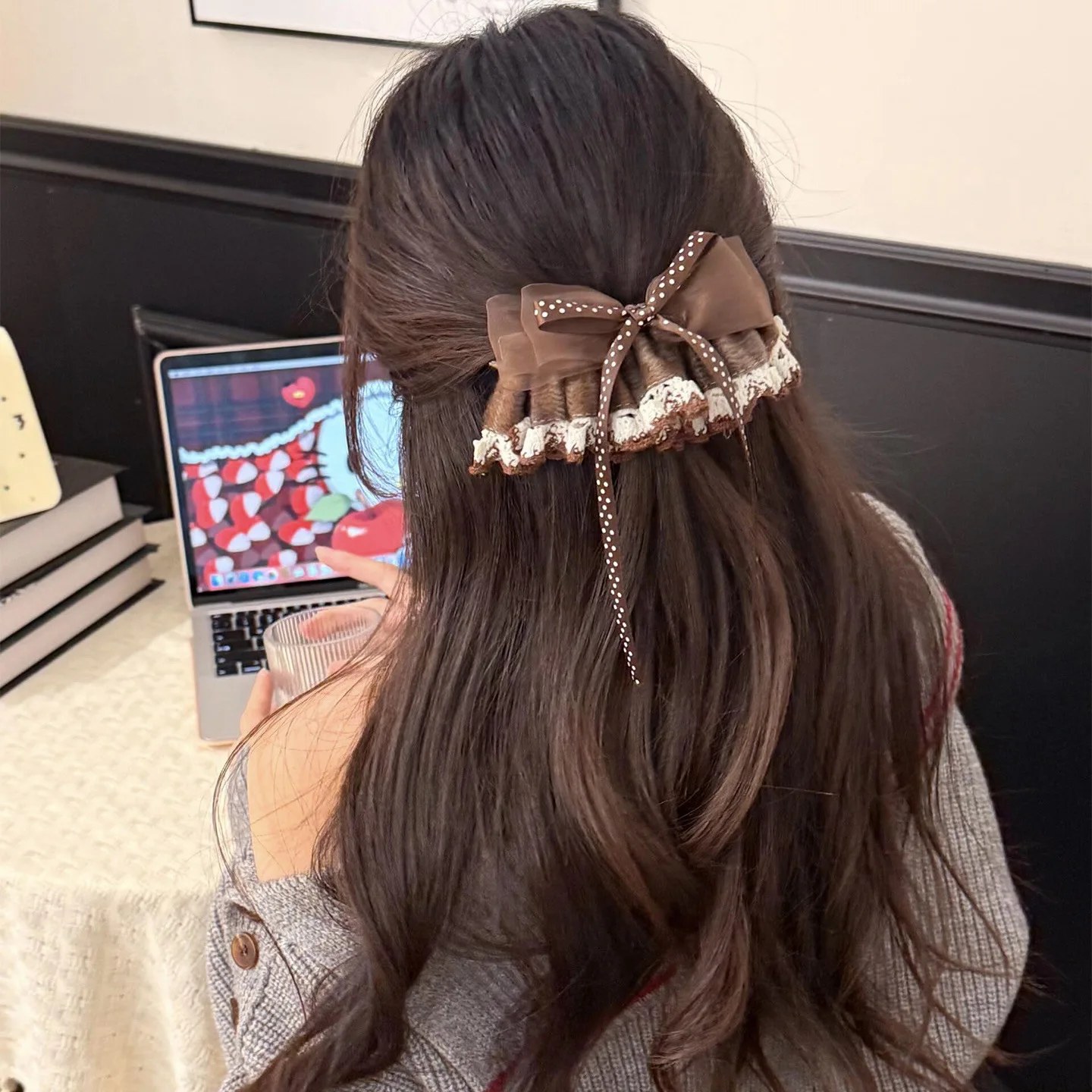 pinza-para-el-pelo-de-mujer-de-alta-gama-estilo-coreano-con-diseno-de-falda-y-clip-de-resorte-para-la-parte-trasera-de-la-cabeza-ideal-para-primavera-y-con-tacto-frio