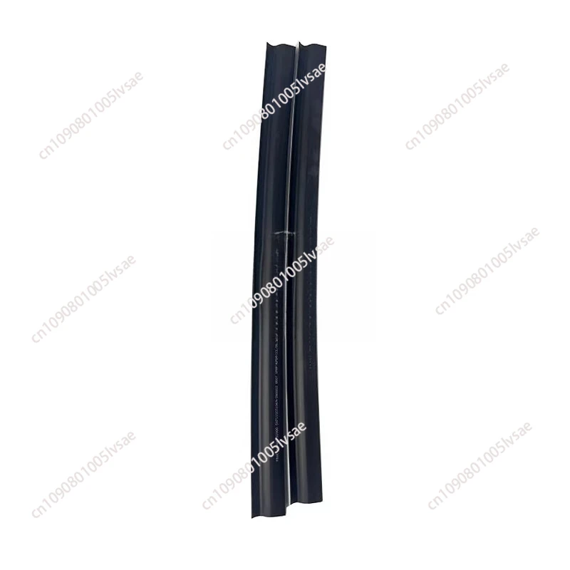 Suitable for Mercedes-Benz new Vito VITOV260 glass sealing strip middle door glass strip