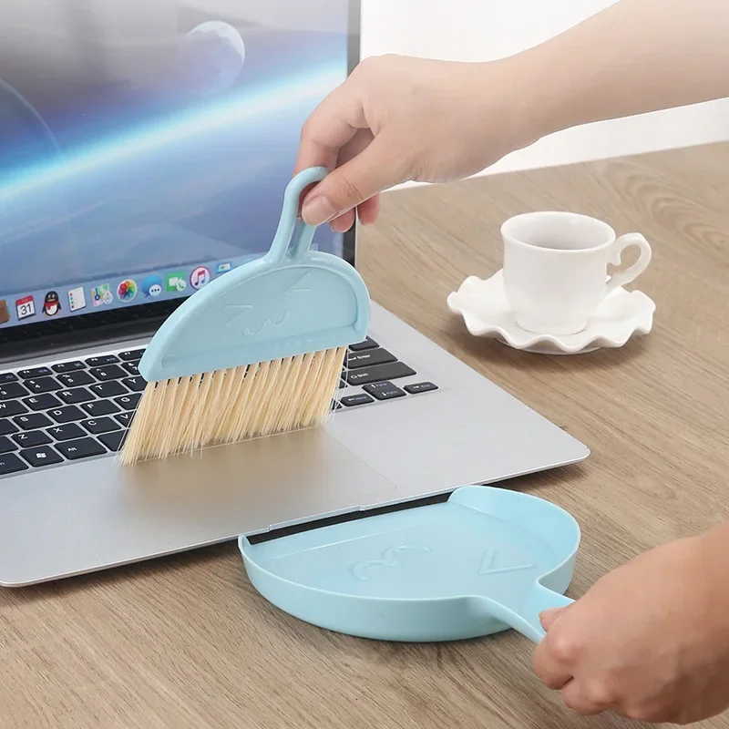 New Semicircle Keyboard Brush Desktop Broom Set Small Size with Dustpan Keyboard Cleaning Brush Household Sundries Brush