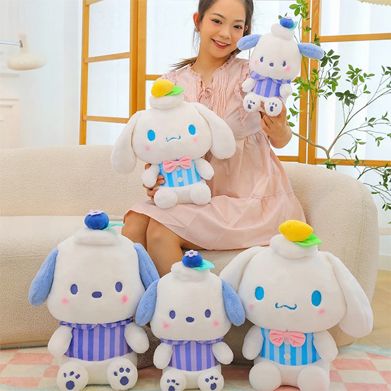 

Sanrio плюшевая собака с фруктами и корицей, мягкая игрушка для детей, подарок на день рождения, Рождество, приятный щенок, подушка, кукла для детей, плюшевая игрушка в подарок