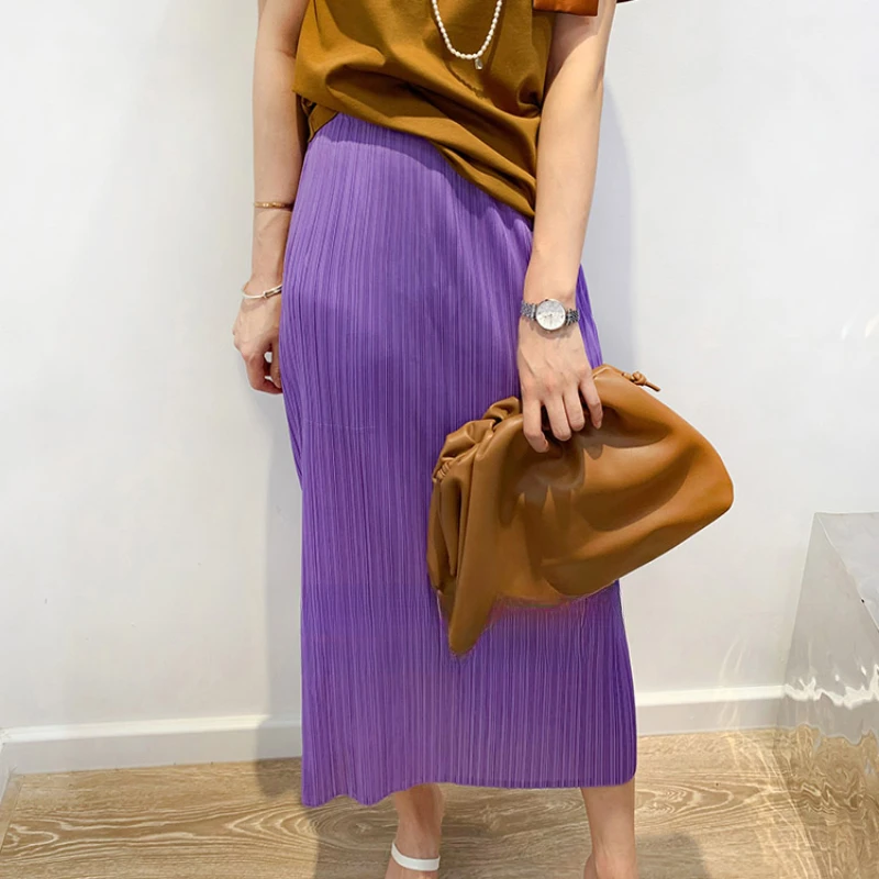 GGHK Miyake Pleated Solid Color Slit Half-skirt Elegant High-waisted Thin and Versatile Half-skirt Autumn New Fashion Women