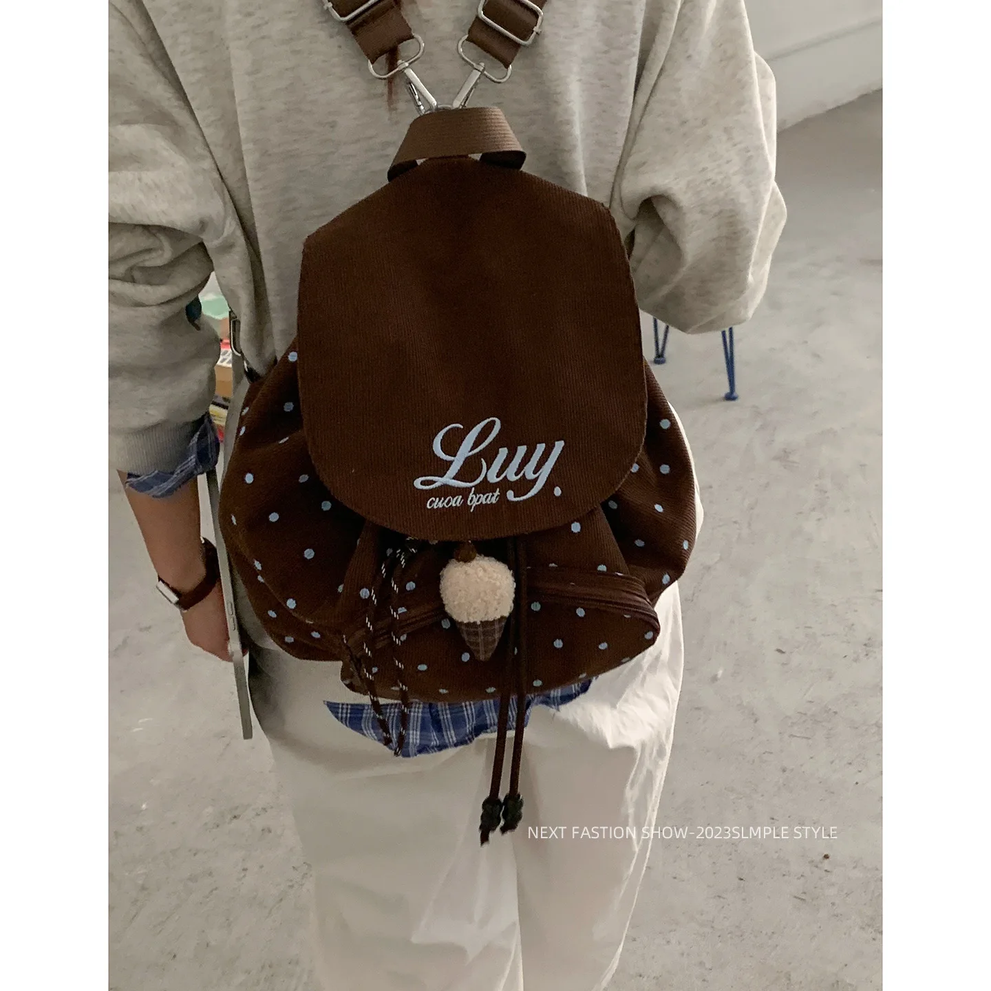 Korean version of leisure college style cute backpack new corduroy polka dot printed travel bag