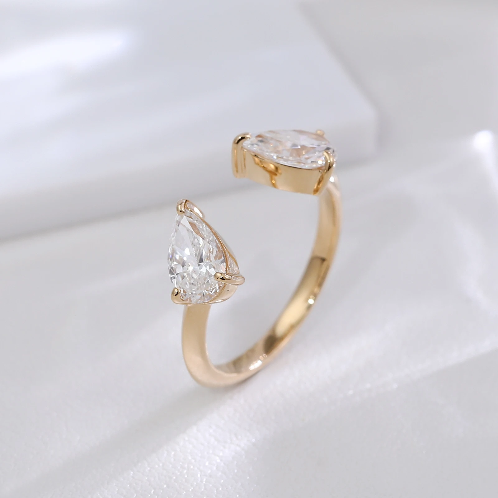 

Provence Unique Women's gold band Solid Gold rings 2ct IGI D/VS1 Water Drop Lab Diamond Women Everyday open ring jewelry Custom