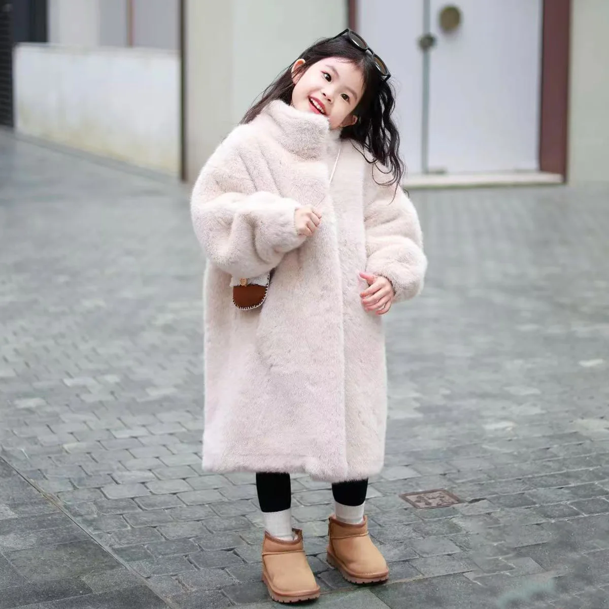 6-12Y في سن المراهقة الفتيات سترة 2025 شتاء جديد طويل بلون زائد المخملية سميكة الدافئة الفراء كولور معاطف للفتيات مقنعين أسفل ملابس خارجية